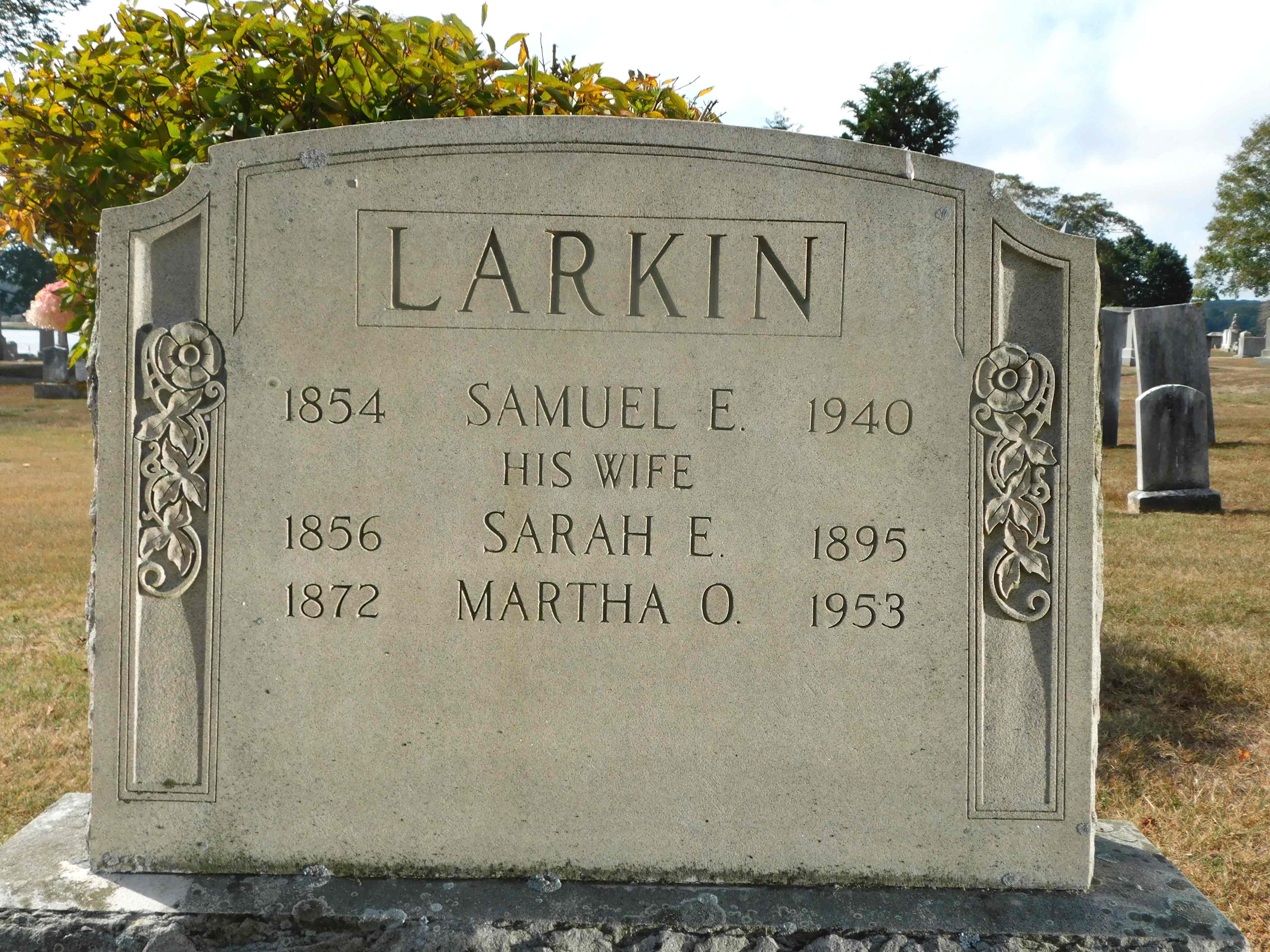 Rhode Island Historic Cemeteries - Person Details